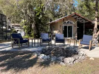 Mason Creek Lodge - Waterfront Pool Home - Fishing - Scalloping - 4-Star