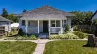 Quaint Downtown Studio 4 blocks off Main - 4 estrellas