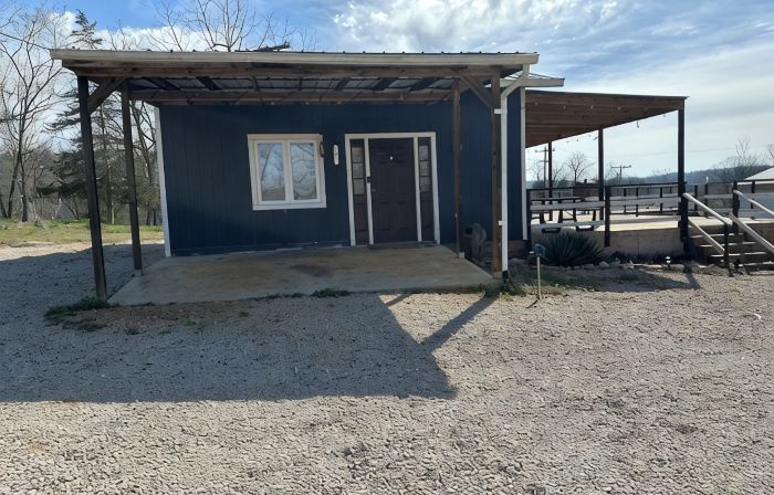Just A Stone's Throw Cabin from Eminence, Jacks Fork, & Cross County Trail Ride