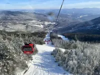 Cozy Ski House in Stowe, 5 min to village, perfect for family/friends getaway - 3-نجوم