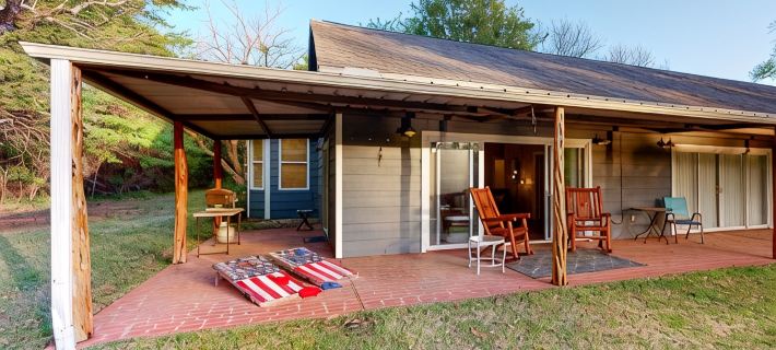 The Southern Serenity Retreat Hotels in Lamar County