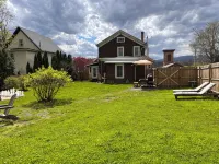 Catskill Ski Hike Lake Pet Main St Pool - 3-Star