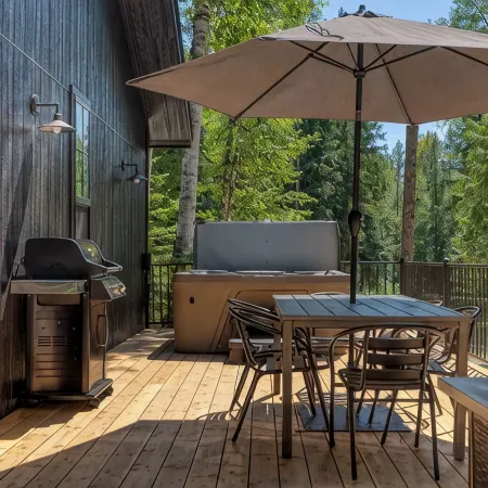 NEW Secluded Bungalow at Haskill Basin