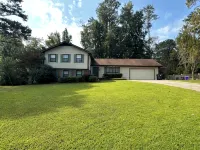 5 Bedroom 2.5 Bath Home In East Cobb and minutes to Truist Park and the Battery - balcony