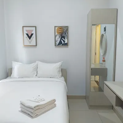 Daima Syariah Mansion Tebet Hotels near Cawang