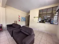 Hotel Ideal - Bintang 2
