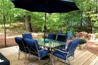 Cozy Lakefront Cabin Near Interlochen - Chalets