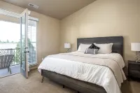 A La Mode Stunning 4 bedroom Orem Home - 2-Star