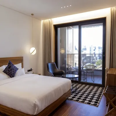 Jeonju Ruel Hotel Deokjin Park Main Branch Hotels near Deokjin Park