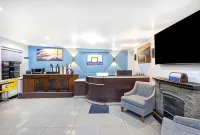 Oceanside Inn & Suites, a Days Inn by Wyndham - 2-Star