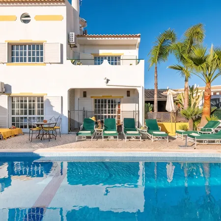 Villa Galé Sun - luxury, private pool, AC, wifi 5 minutes from the beach