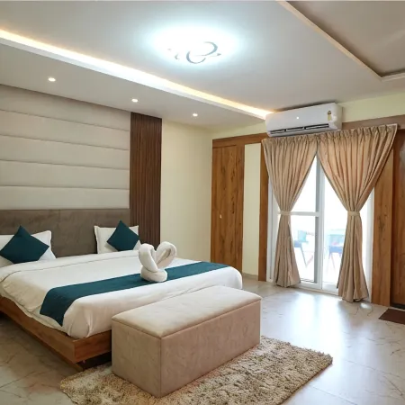 Blue Lagoon Inn Resort