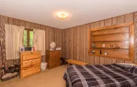 Perfect Summer rental in prime location on Washburn Lake - Chalets