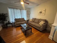 Beautiful furnished 2 bdr great location Elmwood - Bungalow