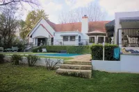 Pytchley House - Pools