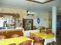Rosa Hotel Hotels in Siliqua