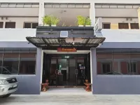 Morning Home Hotel dekat Wat Inthra