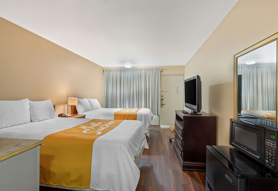 Rodeway Inn Colonial Heights I-95 - Housity