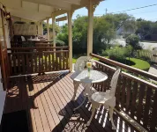 Reid's Place Hotels in Redcliffe