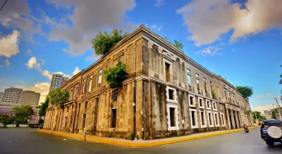 Riviera Mansion Hotel Отели в г. Манила