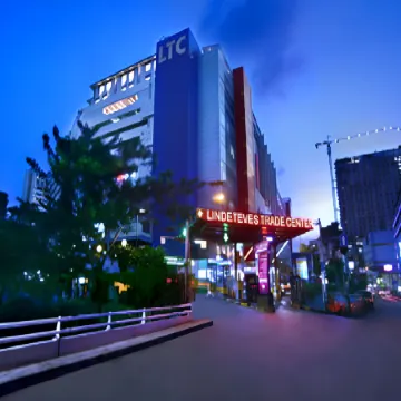 Favehotel LTC Glodok Отели в г. Западная Джакарта