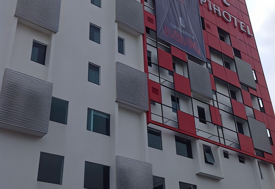 Hotel Pi Ipoh Over view