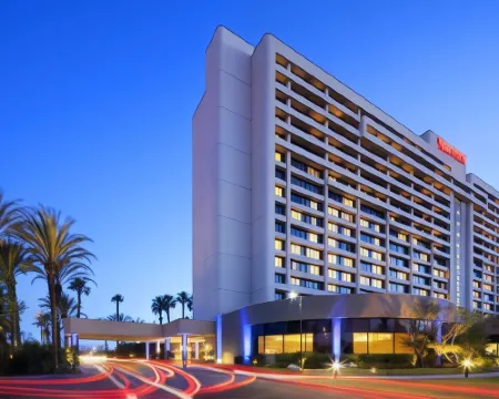 ทอร์รันซ์ แมริออท เรดอนโดบีช โรงแรมในทอร์รันซ์