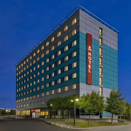 Amedia Express Prag, Trademark Collection by Wyndham Отели рядом с достопримечательностью «Прага 11»