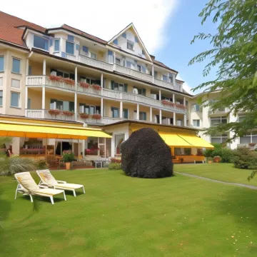 Wittelsbacher Hof Swiss Quality Hotel Hotels near Wank Mountain