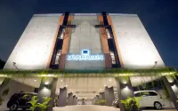 Dparagon Kebon Jeruk 酒店