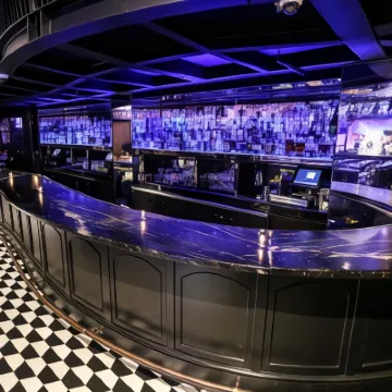 พาราเมาท์ ไทม์สแควร์ – อะ เจเนอเรเตอร์ โฮเทล โรงแรมใกล้พิพิธภัณฑ์ทางทะเล อากาศ และอวกาศ อินเทรพิด