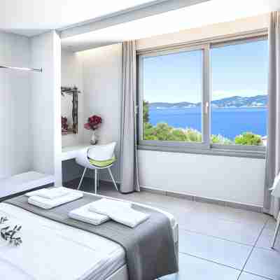 Core Luxury Suites Rooms