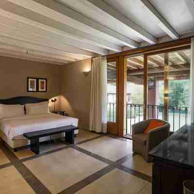 Santellone Resort Rooms