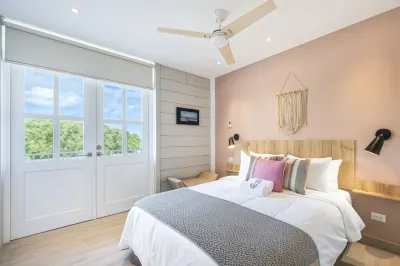 Comfy Love Nest w/ Private Pacific View فنادق في Playa Bonita Village