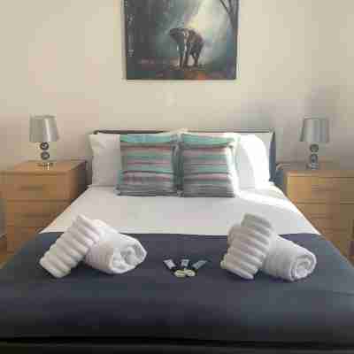 Sherwood- Nottingham Castle- Contractors- Free Parking- Long and Short Stays Others