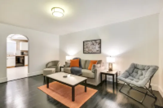 The Peaceful Post Cozy Winter Escape in Kingston