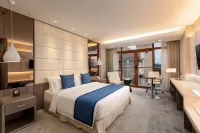 Grand Palace Hotel Các khách sạn ở Mayangon