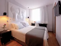 Evenia Rocafort Hotels near Joan Miro Foundation