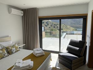 Douro Visit House