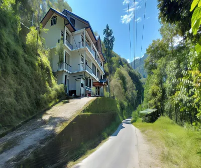 Norbulingka Retreat Các khách sạn ở Kaluk