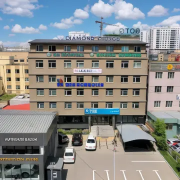 UBPOD-The First of Capsule Hotel in Mongolia Hotel berhampiran National University of Mongolia