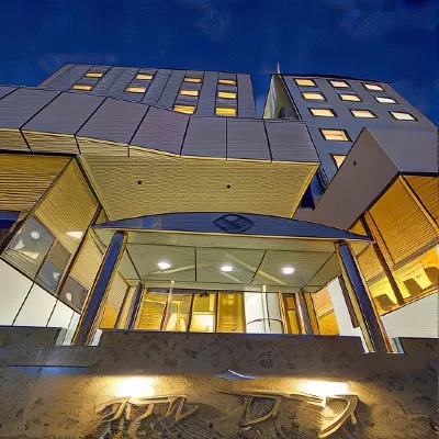 Business Hotel Cosmos Tokushima Hotel dekat JR Minami-Komatsushima station