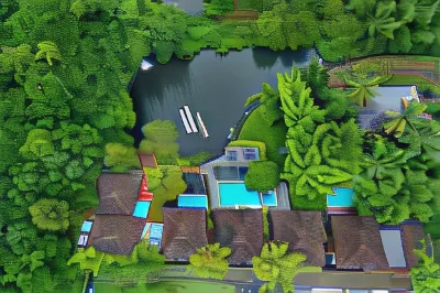 Athirapally Green Trees Hotels near Athirappilly Waterfalls Bottom View Point