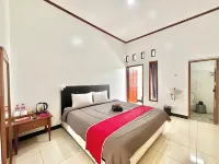 Artica Hotel & Homestay فنادق في تاوانجمانجو