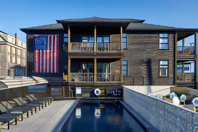 Lokal Hotel Cape May Hôtels à : Cape May