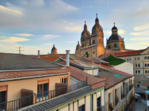 Apartamentos Celestina by Gaiarooms