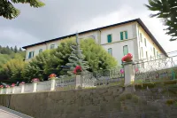 Hotel Croce di Savoia Hôtels à : Vallombrosa