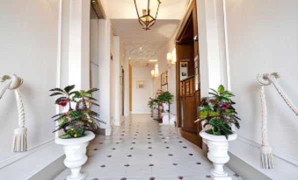 5. 세리스토리 팰리..