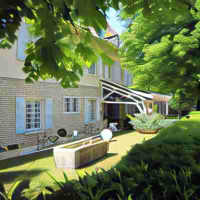 Hostellerie de la Bouriane Hotel Exterior