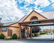Quality Inn Airport Hotels in Cheektowaga